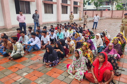 Intelligence warns of massive infiltration drive to alter West Bengal’s demography | Intelligence warns of massive infiltration drive to alter West Bengal’s demography Intelligence warns of massive infiltration drive to alter West Bengal’s demography | Intelligence warns of massive infiltration drive to alter West Bengal’s demography