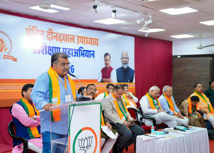 Action soon against rebels, including the new mayor: Maha BJP | Action soon against rebels, including the new mayor: Maha BJP Action soon against rebels, including the new mayor: Maha BJP | Action soon against rebels, including the new mayor: Maha BJP