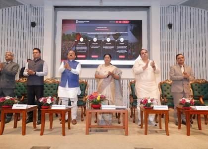 Delhi CM Rekha Gupta launches 'Jan Sunwai Portal' to handle complaints | Delhi CM Rekha Gupta launches 'Jan Sunwai Portal' to handle complaints Delhi CM Rekha Gupta launches 'Jan Sunwai Portal' to handle complaints | Delhi CM Rekha Gupta launches 'Jan Sunwai Portal' to handle complaints