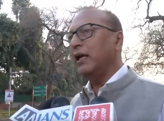 Insisted Bhupen Borah to stay, but he had already made up his mind: Congress MP | Insisted Bhupen Borah to stay, but he had already made up his mind: Congress MP Insisted Bhupen Borah to stay, but he had already made up his mind: Congress MP | Insisted Bhupen Borah to stay, but he had already made up his mind: Congress MP