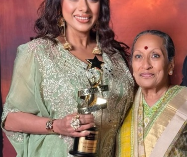 Rupali Ganguly & her 70 year-old mother dance their heart out to Shararat from Dhurandhar | Rupali Ganguly & her 70 year-old mother dance their heart out to Shararat from Dhurandhar Rupali Ganguly & her 70 year-old mother dance their heart out to Shararat from Dhurandhar | Rupali Ganguly & her 70 year-old mother dance their heart out to Shararat from Dhurandhar