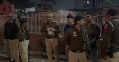 Firing on car near Kashmere Gate, ‘member’ of Lawrence Bishnoi's legal team injured | Firing on car near Kashmere Gate, ‘member’ of Lawrence Bishnoi's legal team injured Firing on car near Kashmere Gate, ‘member’ of Lawrence Bishnoi's legal team injured | Firing on car near Kashmere Gate, ‘member’ of Lawrence Bishnoi's legal team injured