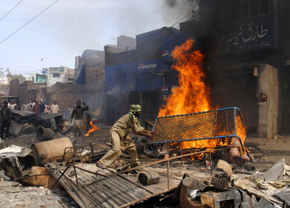 Pakistan: Blasphemy business thrives amid fabricated evidence, digitally doctored videos and false witnesses | Pakistan: Blasphemy business thrives amid fabricated evidence, digitally doctored videos and false witnesses Pakistan: Blasphemy business thrives amid fabricated evidence, digitally doctored videos and false witnesses | Pakistan: Blasphemy business thrives amid fabricated evidence, digitally doctored videos and false witnesses