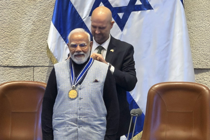PM Modi: Rare Global Leader Honoured With Highest Civilian Awards From Both Israel, Palestine | PM Modi: Rare Global Leader Honoured With Highest Civilian Awards From Both Israel, Palestine PM Modi: Rare Global Leader Honoured With Highest Civilian Awards From Both Israel, Palestine | PM Modi: Rare Global Leader Honoured With Highest Civilian Awards From Both Israel, Palestine