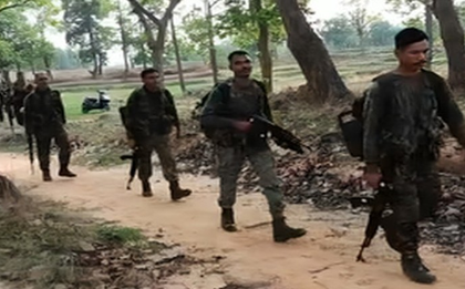 Odisha: Malkangiri residents dismantle extremist memorials | Odisha: Malkangiri residents dismantle extremist memorials Odisha: Malkangiri residents dismantle extremist memorials | Odisha: Malkangiri residents dismantle extremist memorials