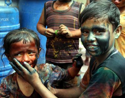 Hyderabad police prohibit throwing colours on unwilling persons | Hyderabad police prohibit throwing colours on unwilling persons Hyderabad police prohibit throwing colours on unwilling persons | Hyderabad police prohibit throwing colours on unwilling persons 