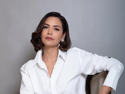 Esha Gupta safely returns home after, lauds Indian government, UAE authorities for swift action | Esha Gupta safely returns home after, lauds Indian government, UAE authorities for swift action Esha Gupta safely returns home after, lauds Indian government, UAE authorities for swift action | Esha Gupta safely returns home after, lauds Indian government, UAE authorities for swift action