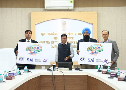 Sports Minister Mandaviya unveils logo of world’s first franchise-based cycling league | Sports Minister Mandaviya unveils logo of world’s first franchise-based cycling league Sports Minister Mandaviya unveils logo of world’s first franchise-based cycling league | Sports Minister Mandaviya unveils logo of world’s first franchise-based cycling league