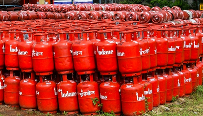 India’s LPG price cheaper than Pakistan, Sri Lanka, Nepal despite Rs 60 hike: Govt sources | India’s LPG price cheaper than Pakistan, Sri Lanka, Nepal despite Rs 60 hike: Govt sources India’s LPG price cheaper than Pakistan, Sri Lanka, Nepal despite Rs 60 hike: Govt sources | India’s LPG price cheaper than Pakistan, Sri Lanka, Nepal despite Rs 60 hike: Govt sources
