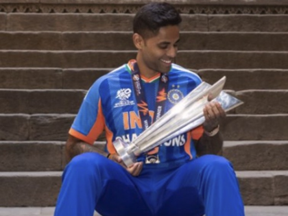 Gujarat: Suryakumar Yadav visits Adalaj Stepwell with T20 World Cup trophy | Gujarat: Suryakumar Yadav visits Adalaj Stepwell with T20 World Cup trophy Gujarat: Suryakumar Yadav visits Adalaj Stepwell with T20 World Cup trophy | Gujarat: Suryakumar Yadav visits Adalaj Stepwell with T20 World Cup trophy