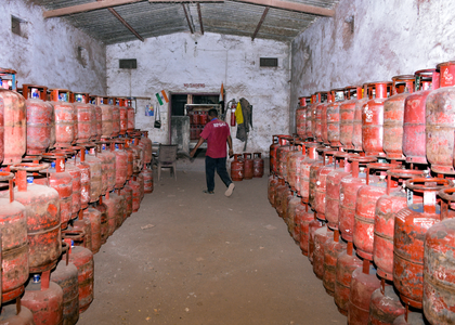 India secures LPG, LNG supplies via alternative routes as domestic firms step up production | India secures LPG, LNG supplies via alternative routes as domestic firms step up production India secures LPG, LNG supplies via alternative routes as domestic firms step up production | India secures LPG, LNG supplies via alternative routes as domestic firms step up production