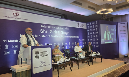India targets $100 billion textile exports by 2030-31: Giriraj Singh | India targets $100 billion textile exports by 2030-31: Giriraj Singh India targets $100 billion textile exports by 2030-31: Giriraj Singh | India targets $100 billion textile exports by 2030-31: Giriraj Singh