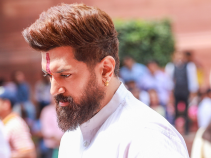 Chirag Paswan slams Tejashwi over ‘poor Bihar’ remarks | Chirag Paswan slams Tejashwi over ‘poor Bihar’ remarks Chirag Paswan slams Tejashwi over ‘poor Bihar’ remarks | Chirag Paswan slams Tejashwi over ‘poor Bihar’ remarks