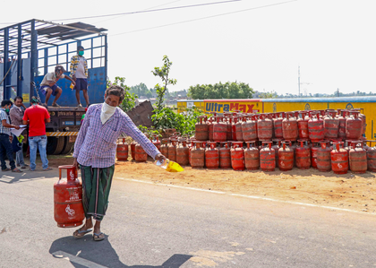 LPG supply: Bihar govt orders strict vigilance against black marketing | LPG supply: Bihar govt orders strict vigilance against black marketing LPG supply: Bihar govt orders strict vigilance against black marketing | LPG supply: Bihar govt orders strict vigilance against black marketing