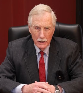 Russia gains $6 billion from Iran war, says US Senator | Russia gains $6 billion from Iran war, says US Senator Russia gains $6 billion from Iran war, says US Senator | Russia gains $6 billion from Iran war, says US Senator