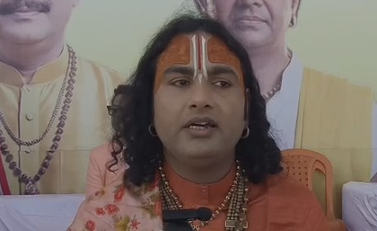 'Why do Indians love Pakistan so much': Aniruddhacharya over IPL team facing backlash | 'Why do Indians love Pakistan so much': Aniruddhacharya over IPL team facing backlash 'Why do Indians love Pakistan so much': Aniruddhacharya over IPL team facing backlash | 'Why do Indians love Pakistan so much': Aniruddhacharya over IPL team facing backlash