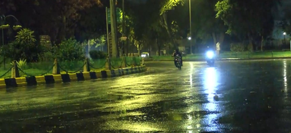 Rain, thunder and gusty winds bring relief from heat across Delhi-NCR | Rain, thunder and gusty winds bring relief from heat across Delhi-NCR Rain, thunder and gusty winds bring relief from heat across Delhi-NCR | Rain, thunder and gusty winds bring relief from heat across Delhi-NCR
