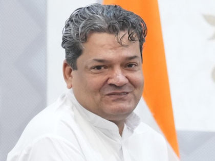 Rajasthan minister inspects state Sampark helpline, assures action on gas supply complaints | Rajasthan minister inspects state Sampark helpline, assures action on gas supply complaints Rajasthan minister inspects state Sampark helpline, assures action on gas supply complaints | Rajasthan minister inspects state Sampark helpline, assures action on gas supply complaints