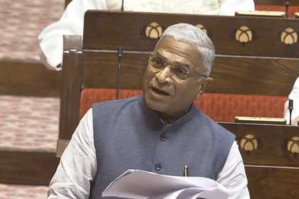 RS Dy Chairman Harivansh thanks PM Modi, Kharge during farewell remarks | RS Dy Chairman Harivansh thanks PM Modi, Kharge during farewell remarks RS Dy Chairman Harivansh thanks PM Modi, Kharge during farewell remarks | RS Dy Chairman Harivansh thanks PM Modi, Kharge during farewell remarks
