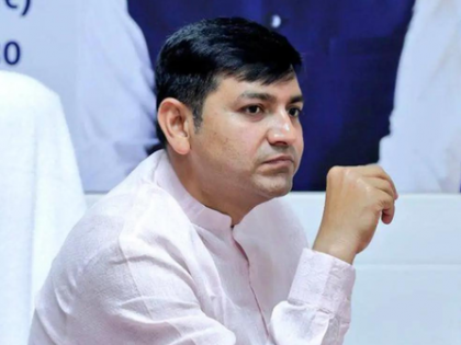 Gujarat: 2.3 lakh trees planted in Sabarkantha district under 'Green Wall of Aravalli’ project | Gujarat: 2.3 lakh trees planted in Sabarkantha district under 'Green Wall of Aravalli’ project Gujarat: 2.3 lakh trees planted in Sabarkantha district under 'Green Wall of Aravalli’ project | Gujarat: 2.3 lakh trees planted in Sabarkantha district under 'Green Wall of Aravalli’ project