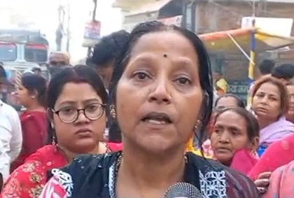 Family, locals protest after youth beaten to death in Bihar's Danapur | Family, locals protest after youth beaten to death in Bihar's Danapur Family, locals protest after youth beaten to death in Bihar's Danapur | Family, locals protest after youth beaten to death in Bihar's Danapur