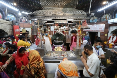 Devotees flock to temples across India on fifth day of Chaitra Navratri | Devotees flock to temples across India on fifth day of Chaitra Navratri Devotees flock to temples across India on fifth day of Chaitra Navratri | Devotees flock to temples across India on fifth day of Chaitra Navratri