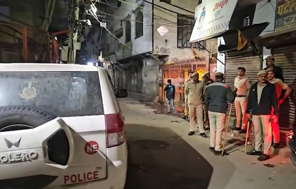 Teen stabbed to death in Delhi's Bhajanpura, police launch manhunt for attackers | Teen stabbed to death in Delhi's Bhajanpura, police launch manhunt for attackers Teen stabbed to death in Delhi's Bhajanpura, police launch manhunt for attackers | Teen stabbed to death in Delhi's Bhajanpura, police launch manhunt for attackers