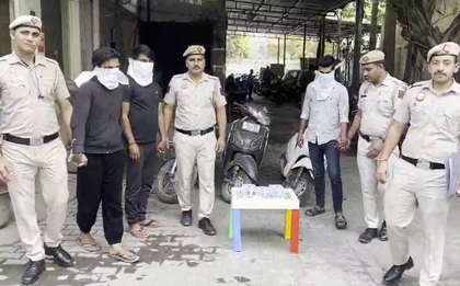 Delhi Police crack down on robbery gang, 14 cases solved; stolen items recovered | Delhi Police crack down on robbery gang, 14 cases solved; stolen items recovered Delhi Police crack down on robbery gang, 14 cases solved; stolen items recovered | Delhi Police crack down on robbery gang, 14 cases solved; stolen items recovered