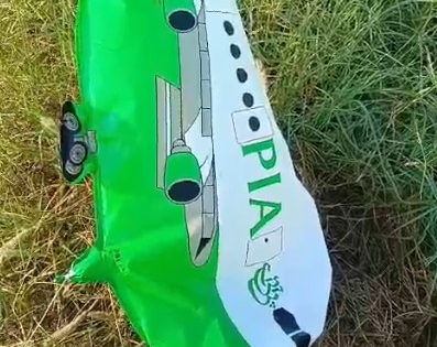 Balloon with Pakistani markings recovered in Rajasthan's Sri Ganganagar, probe on | Balloon with Pakistani markings recovered in Rajasthan's Sri Ganganagar, probe on Balloon with Pakistani markings recovered in Rajasthan's Sri Ganganagar, probe on | Balloon with Pakistani markings recovered in Rajasthan's Sri Ganganagar, probe on