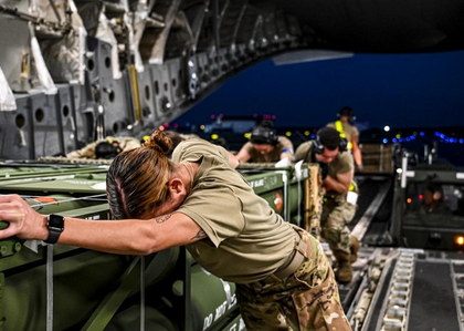 US accelerates low-cost arms stockpiling, retains high-end edge | US accelerates low-cost arms stockpiling, retains high-end edge US accelerates low-cost arms stockpiling, retains high-end edge | US accelerates low-cost arms stockpiling, retains high-end edge
