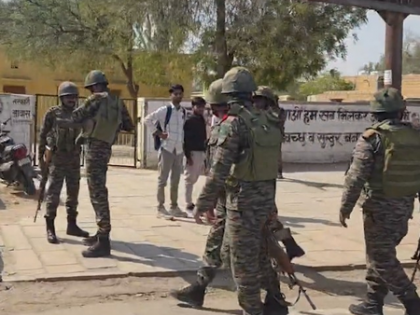 Bomb threat triggers panic at Sri Ganganagar court campus | Bomb threat triggers panic at Sri Ganganagar court campus Bomb threat triggers panic at Sri Ganganagar court campus | Bomb threat triggers panic at Sri Ganganagar court campus