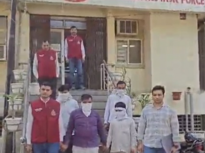 Delhi: Crime Branch busts illegal LPG racket, seizes 183 cylinders in Sangam Vihar | Delhi: Crime Branch busts illegal LPG racket, seizes 183 cylinders in Sangam Vihar Delhi: Crime Branch busts illegal LPG racket, seizes 183 cylinders in Sangam Vihar | Delhi: Crime Branch busts illegal LPG racket, seizes 183 cylinders in Sangam Vihar