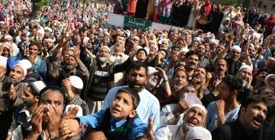 Battle for minority votes heats up in Bengal ahead of Assembly polls | Battle for minority votes heats up in Bengal ahead of Assembly polls Battle for minority votes heats up in Bengal ahead of Assembly polls | Battle for minority votes heats up in Bengal ahead of Assembly polls