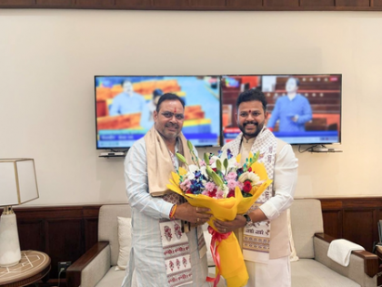 Rajasthan CM meets Union Ministers in Delhi; pushes RRTS link, airport expansion | Rajasthan CM meets Union Ministers in Delhi; pushes RRTS link, airport expansion Rajasthan CM meets Union Ministers in Delhi; pushes RRTS link, airport expansion | Rajasthan CM meets Union Ministers in Delhi; pushes RRTS link, airport expansion