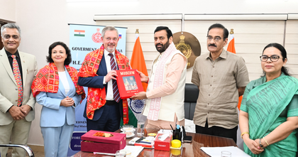 Haryana CM, Russian envoy talks on bilateral relations | Haryana CM, Russian envoy talks on bilateral relations Haryana CM, Russian envoy talks on bilateral relations | Haryana CM, Russian envoy talks on bilateral relations