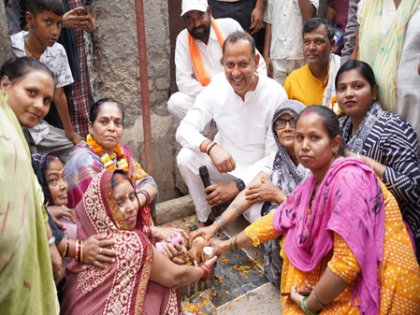 Delhi govt committed to development of SC/ST colonies: Minister Ravindra Indraj Singh | Delhi govt committed to development of SC/ST colonies: Minister Ravindra Indraj Singh Delhi govt committed to development of SC/ST colonies: Minister Ravindra Indraj Singh | Delhi govt committed to development of SC/ST colonies: Minister Ravindra Indraj Singh