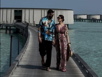 Twinkle Khanna recalls moment when Akshay Kumar dropped her beloved hat into the Maldivian sea | Twinkle Khanna recalls moment when Akshay Kumar dropped her beloved hat into the Maldivian sea Twinkle Khanna recalls moment when Akshay Kumar dropped her beloved hat into the Maldivian sea | Twinkle Khanna recalls moment when Akshay Kumar dropped her beloved hat into the Maldivian sea