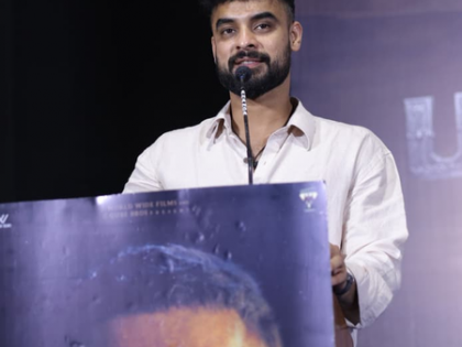 Tovino Thomas: The only politics that we are trying to tell in 'Pallichattambi' is humanity! | Tovino Thomas: The only politics that we are trying to tell in 'Pallichattambi' is humanity! Tovino Thomas: The only politics that we are trying to tell in 'Pallichattambi' is humanity! | Tovino Thomas: The only politics that we are trying to tell in 'Pallichattambi' is humanity!