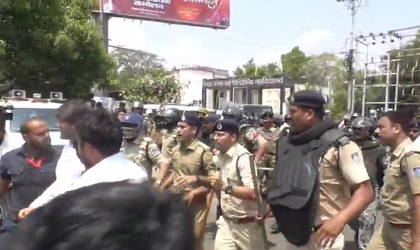 Main accused in Bhopal tea shop owner murder held after encounter; protests intensify | Main accused in Bhopal tea shop owner murder held after encounter; protests intensify Main accused in Bhopal tea shop owner murder held after encounter; protests intensify | Main accused in Bhopal tea shop owner murder held after encounter; protests intensify