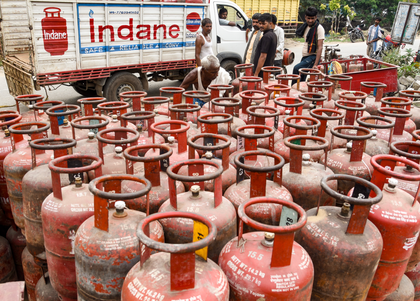 Sale of 5 kg LPG cylinders touches 14.3 lakh, PNG connections rise to 4.4 lakh | Sale of 5 kg LPG cylinders touches 14.3 lakh, PNG connections rise to 4.4 lakh Sale of 5 kg LPG cylinders touches 14.3 lakh, PNG connections rise to 4.4 lakh | Sale of 5 kg LPG cylinders touches 14.3 lakh, PNG connections rise to 4.4 lakh