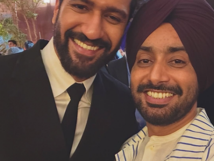Satinder Sartaaj shares glimpse of ‘love and companionship’ with Vicky Kaushal | Satinder Sartaaj shares glimpse of ‘love and companionship’ with Vicky Kaushal Satinder Sartaaj shares glimpse of ‘love and companionship’ with Vicky Kaushal | Satinder Sartaaj shares glimpse of ‘love and companionship’ with Vicky Kaushal