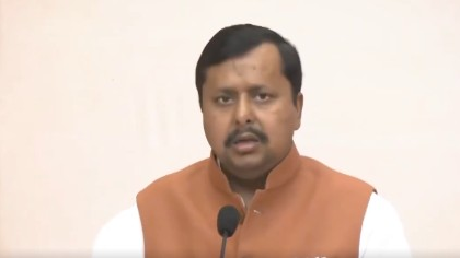BJP chief in parleys with state CMs, state heads and seniors over Women Reservation Act | BJP chief in parleys with state CMs, state heads and seniors over Women Reservation Act BJP chief in parleys with state CMs, state heads and seniors over Women Reservation Act | BJP chief in parleys with state CMs, state heads and seniors over Women Reservation Act