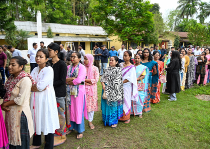 Assam polls: With above 18 pc, moderate voter turnout in early trends | Assam polls: With above 18 pc, moderate voter turnout in early trends Assam polls: With above 18 pc, moderate voter turnout in early trends | Assam polls: With above 18 pc, moderate voter turnout in early trends