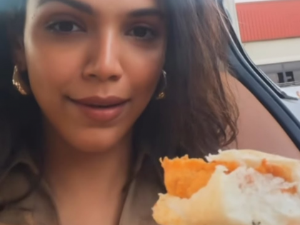 Shriya Pilgaonkar cheats on clean-eating month, indulges in vada pav | Shriya Pilgaonkar cheats on clean-eating month, indulges in vada pav Shriya Pilgaonkar cheats on clean-eating month, indulges in vada pav | Shriya Pilgaonkar cheats on clean-eating month, indulges in vada pav