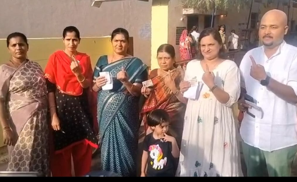 K'taka bypolls: Voting underway in Davanagere South, Bagalkot as Cong, BJP locked in close fight | K'taka bypolls: Voting underway in Davanagere South, Bagalkot as Cong, BJP locked in close fight K'taka bypolls: Voting underway in Davanagere South, Bagalkot as Cong, BJP locked in close fight | K'taka bypolls: Voting underway in Davanagere South, Bagalkot as Cong, BJP locked in close fight