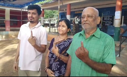 Voting crosses 65 pc in Bagalkot, 63 pc in Davanagere; people return home from Goa to vote | Voting crosses 65 pc in Bagalkot, 63 pc in Davanagere; people return home from Goa to vote Voting crosses 65 pc in Bagalkot, 63 pc in Davanagere; people return home from Goa to vote | Voting crosses 65 pc in Bagalkot, 63 pc in Davanagere; people return home from Goa to vote