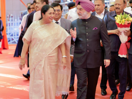 Delhi L-G, CM urge young graduates to focus on Viksit Bharat@2047 | Delhi L-G, CM urge young graduates to focus on Viksit Bharat@2047 Delhi L-G, CM urge young graduates to focus on Viksit Bharat@2047 | Delhi L-G, CM urge young graduates to focus on Viksit Bharat@2047