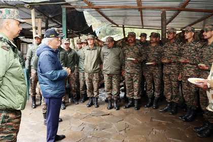 Arunachal Guv visits forward post, boosts troop morale | Arunachal Guv visits forward post, boosts troop morale Arunachal Guv visits forward post, boosts troop morale | Arunachal Guv visits forward post, boosts troop morale
