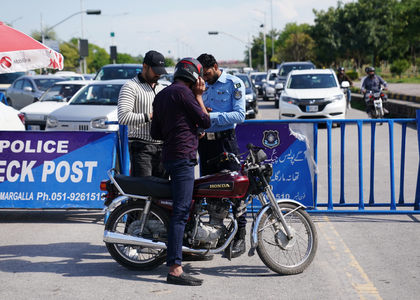 Pakistan: Check posts, road blockades spark frustration among residents in Islamabad | Pakistan: Check posts, road blockades spark frustration among residents in Islamabad