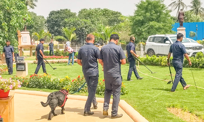Bomb threat triggers security alert in Bihar Assembly; search operation underway | Bomb threat triggers security alert in Bihar Assembly; search operation underway Bomb threat triggers security alert in Bihar Assembly; search operation underway | Bomb threat triggers security alert in Bihar Assembly; search operation underway